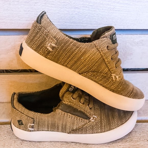 Tan Sperrys Size 8 - Picture 5 of 6